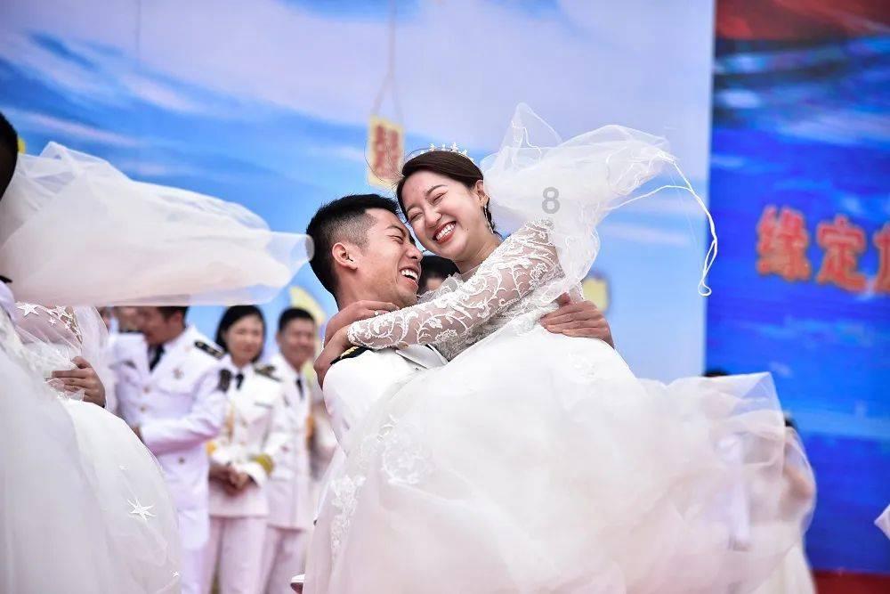 探索wps制作海报背面怎么设置图片?热点话题,尽在wps制作海报背面怎么设置图片?红迪网